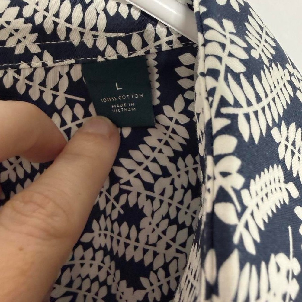 Perry Ellis Button Down - Picture 3 of 5